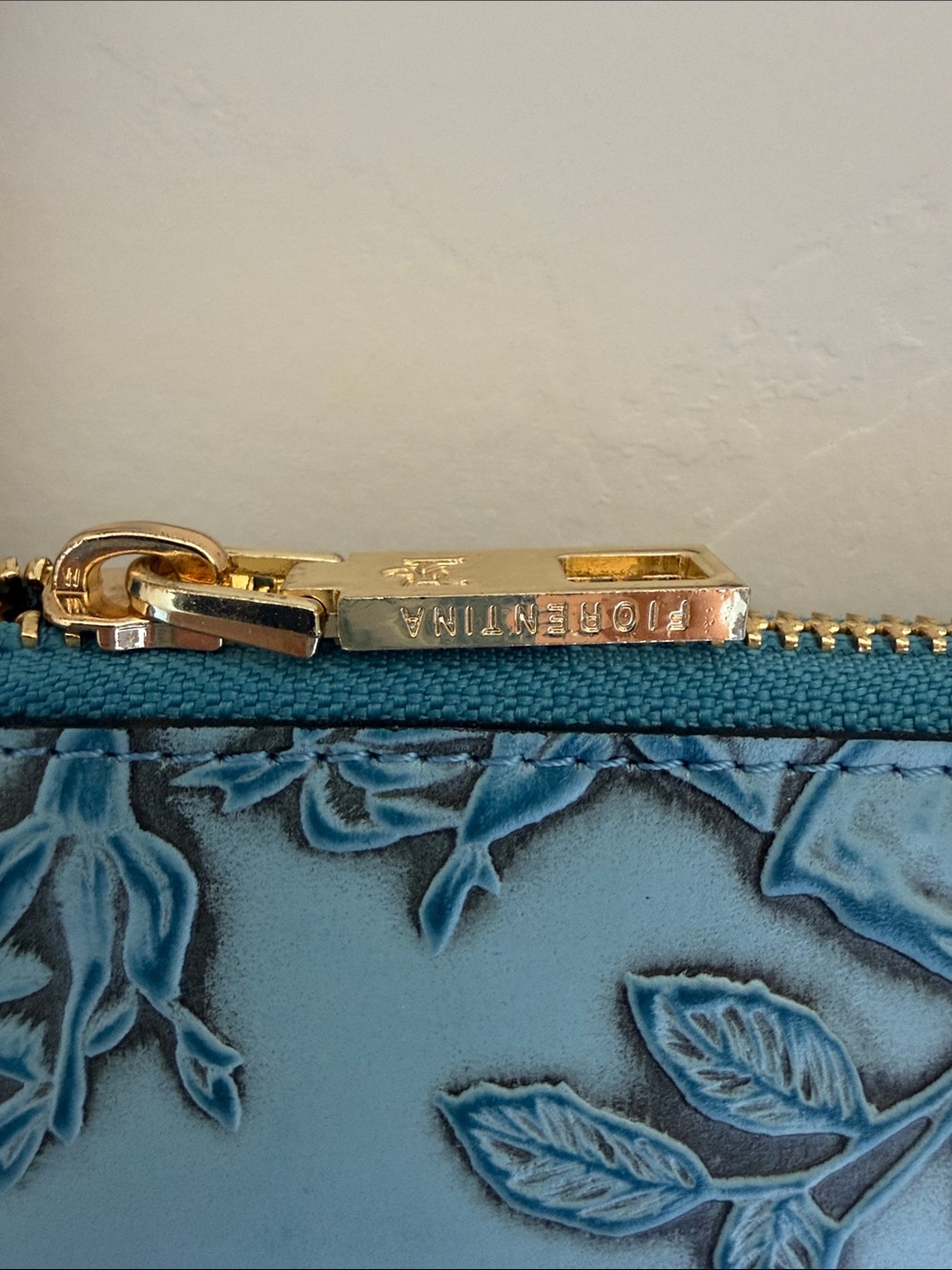 Cuoieria Fiorentina Blue Leather Floral Embossed Crossbody. Made in Italy - Picture 4 of 13